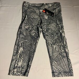 Under Armour Black & White Geometric HeatGear Leggings